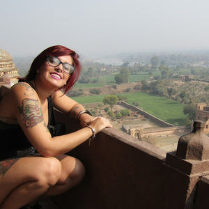 Meet your Posher, Holly